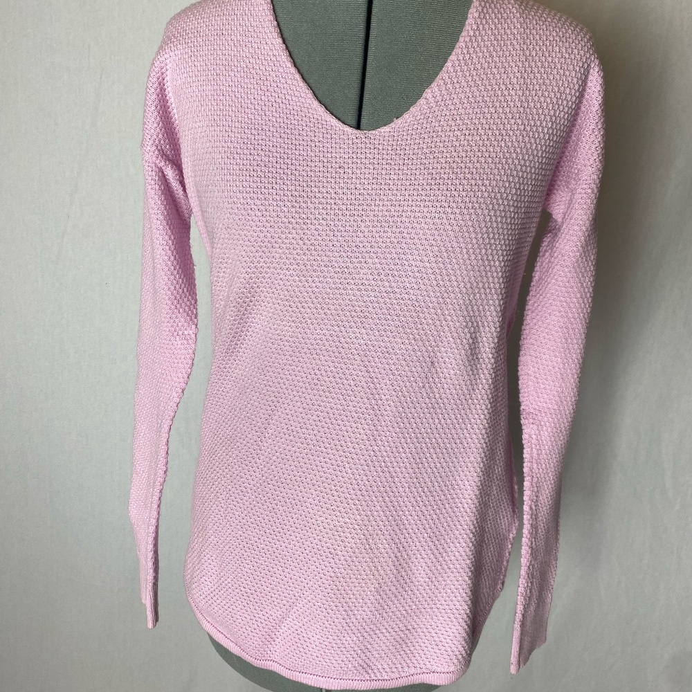 Gap long sleeve pink cotton textured sweater
